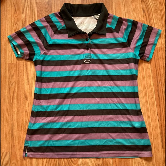 Oakley Top - Picture 5 of 5